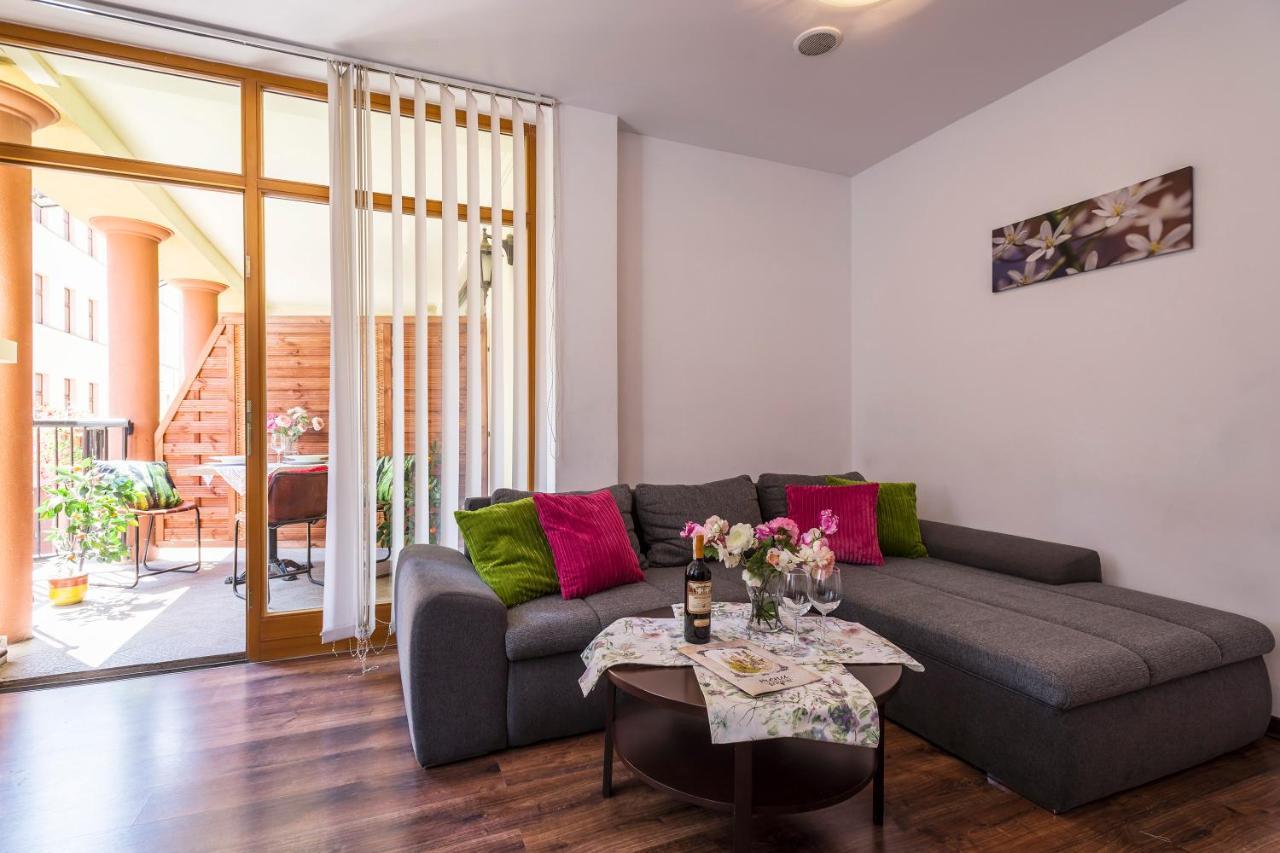 Galeria Italiana Apartments Breslau Exterior foto